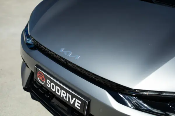 Kia EV6 77.4 kWh GT-Line+SRF 26