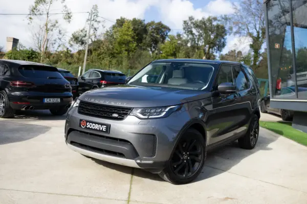 Land Rover Discovery 3.0 TD6 HSE Auto 3