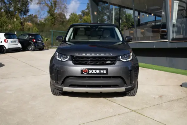 Land Rover Discovery 3.0 TD6 HSE Auto 4