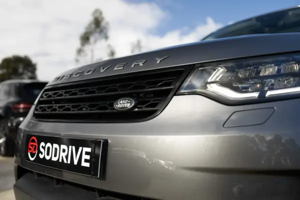 Land Rover Discovery 3.0 TD6 HSE Auto 16