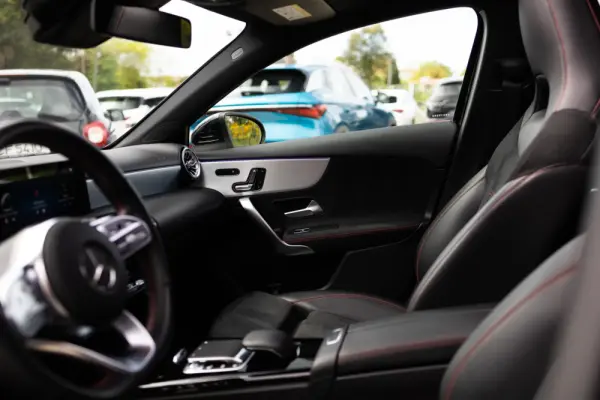 Mercedes-Benz A 180 d AMG Line Aut. 14