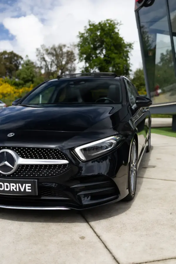 Mercedes-Benz A 180 d AMG Line Aut. 19