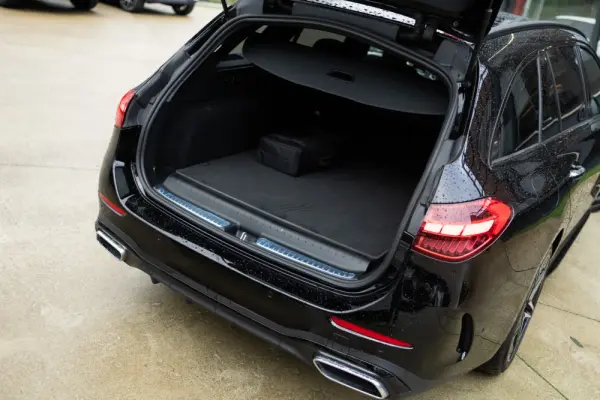 Mercedes-Benz C 300 e AMG Line 20