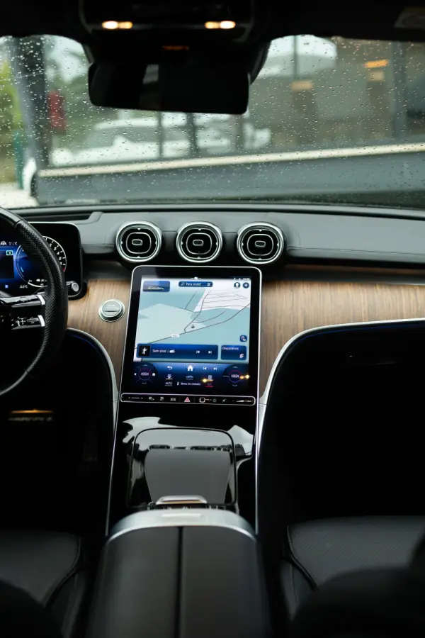 Mercedes-Benz C 300 e AMG Line 25
