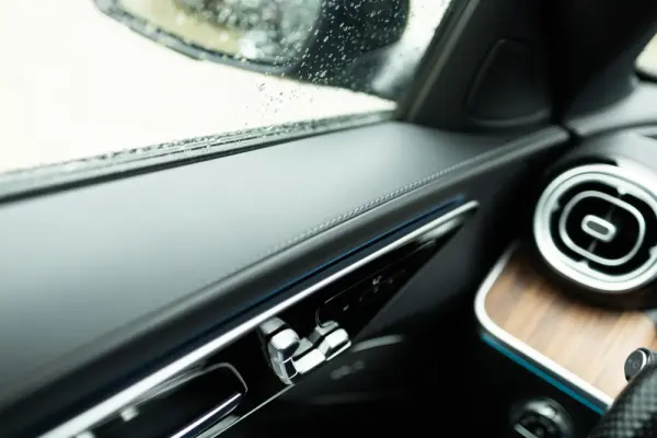 Mercedes-Benz C 300 e AMG Line 41