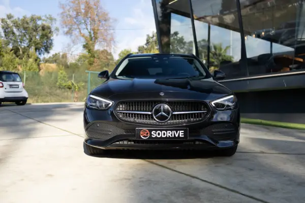Mercedes-Benz C 300 e Avantgarde 7