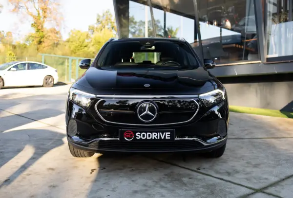 Mercedes-Benz EQA 250+ Progressive 5