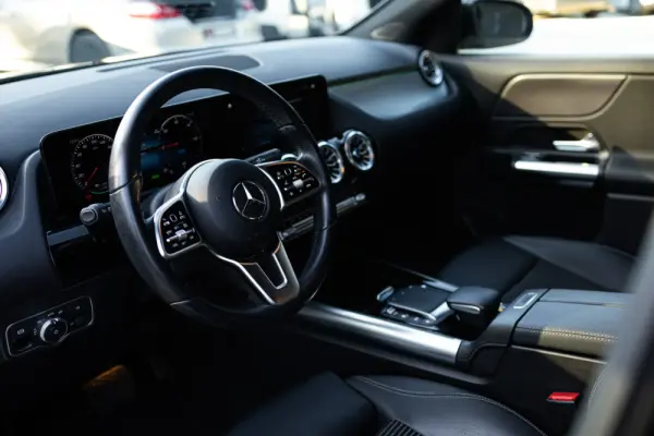 Mercedes-Benz EQA 250+ Progressive 7