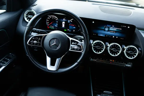 Mercedes-Benz EQA 250+ Progressive 9