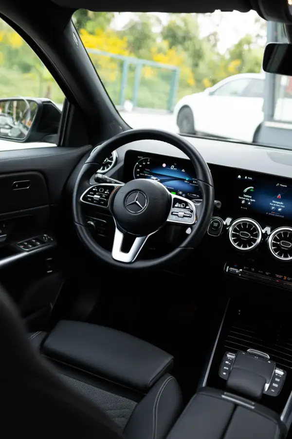 Mercedes-Benz EQA 300 4Matic Progressive 7