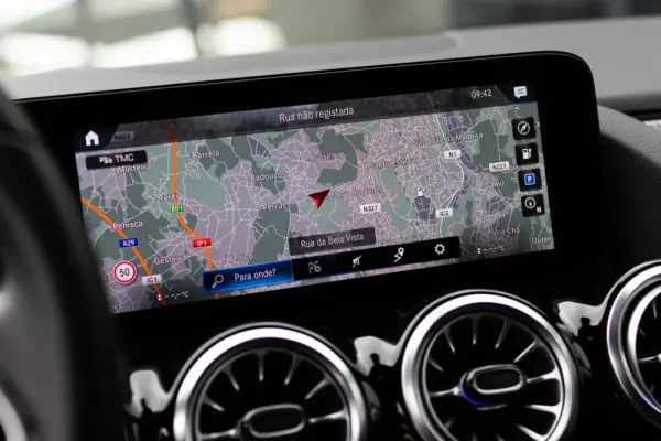 Mercedes-Benz EQA 300 4Matic Progressive 10
