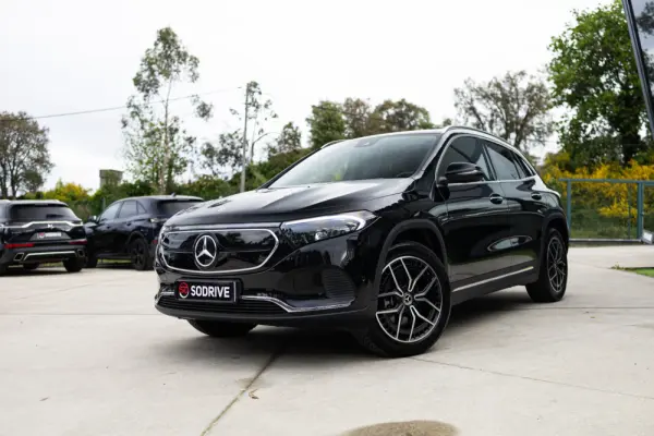 Mercedes-Benz EQA 300 4Matic Progressive 22