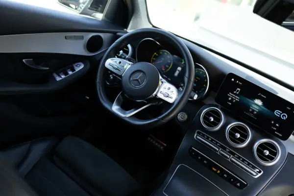 Mercedes-Benz GLC 300 de 4Matic 2