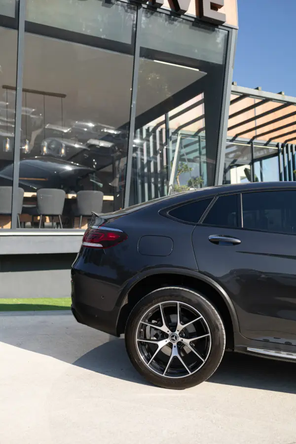 Mercedes-Benz GLC 300 de Coupé 4Matic AMG 6