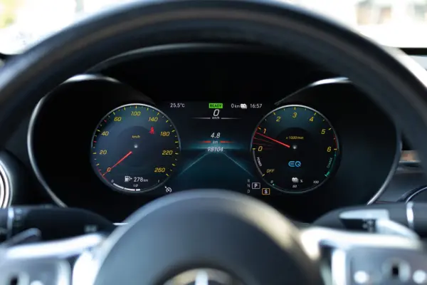 Mercedes-Benz GLC 300 de Coupé 4Matic AMG 15