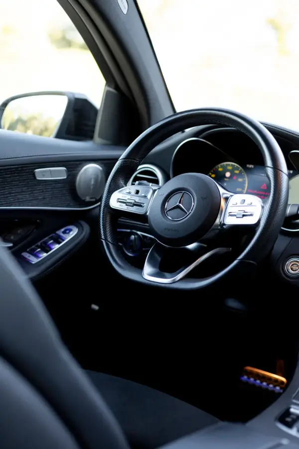 Mercedes-Benz GLC 300 de Coupé 4Matic AMG 30