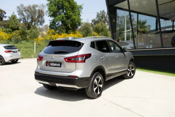 Nissan Qashqai 1.5 dCi N-Connecta 5