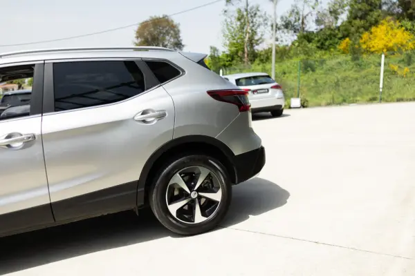 Nissan Qashqai 1.5 dCi N-Connecta 8