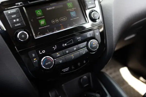 Nissan Qashqai 1.5 dCi N-Connecta 17