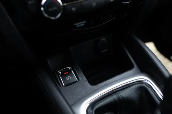 Nissan Qashqai 1.5 dCi N-Connecta 15
