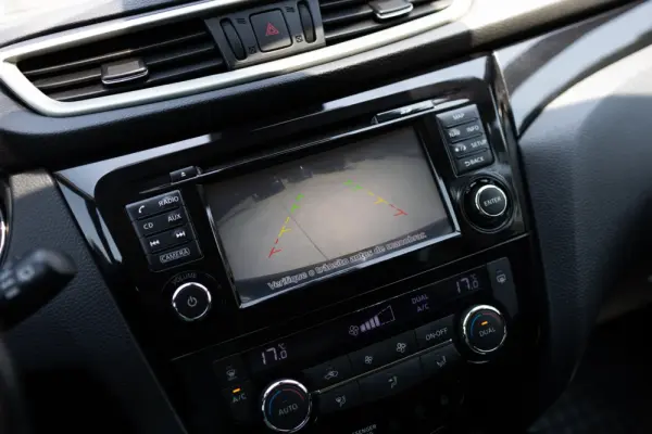 Nissan Qashqai 1.5 dCi N-Connecta 17