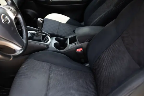 Nissan Qashqai 1.5 dCi N-Connecta 21