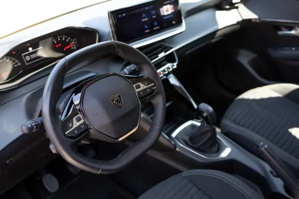 Peugeot 208 1.2 PureTech Active 2