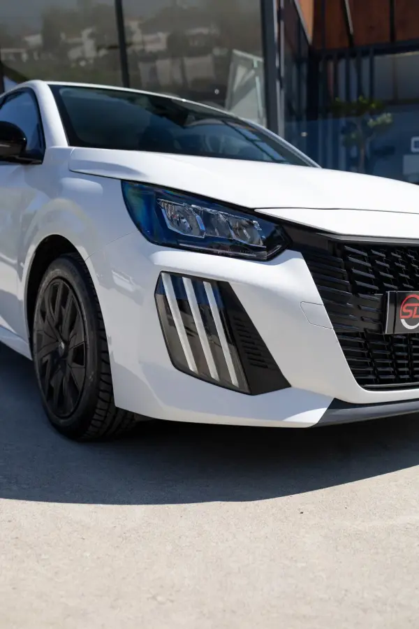 Peugeot 208 1.2 PureTech Active 19