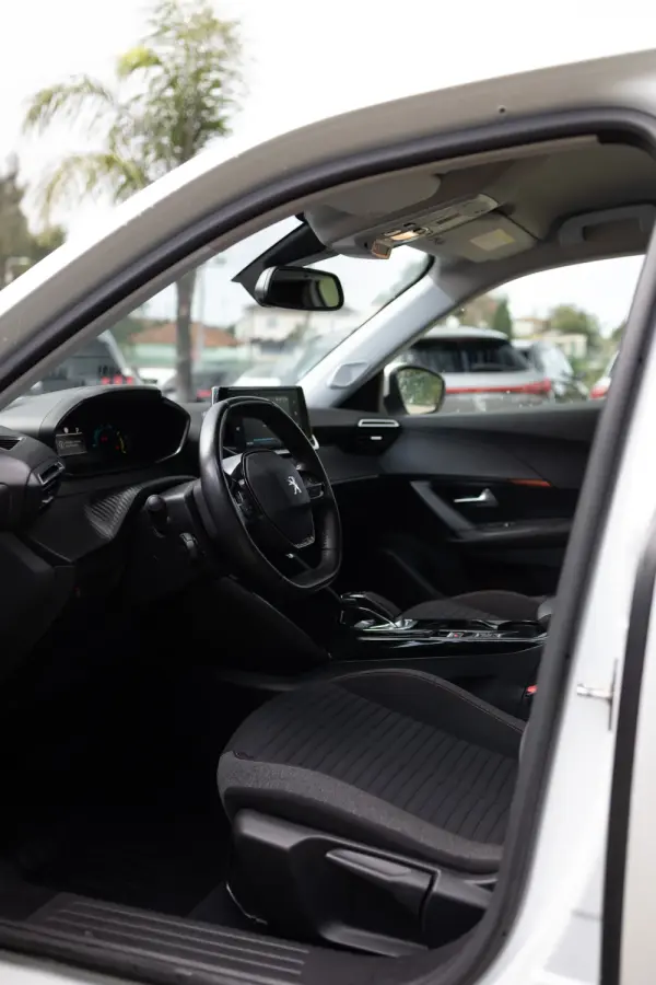Peugeot e-2008 Active 7