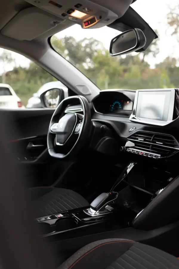 Peugeot e-2008 Active 16