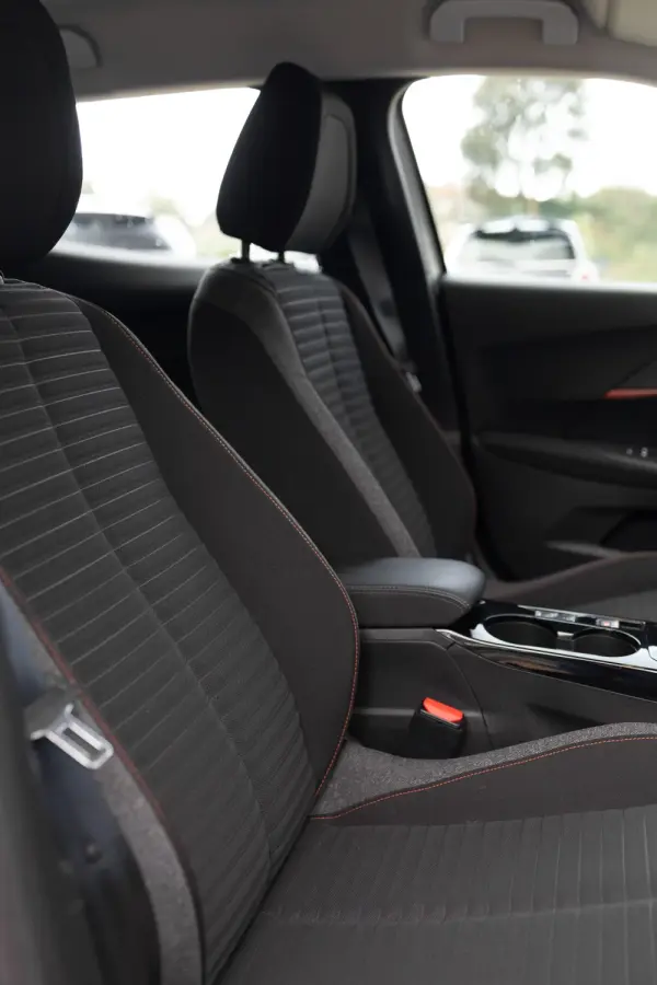 Peugeot e-2008 Active 20