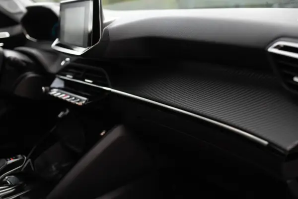 Peugeot e-2008 Active 28