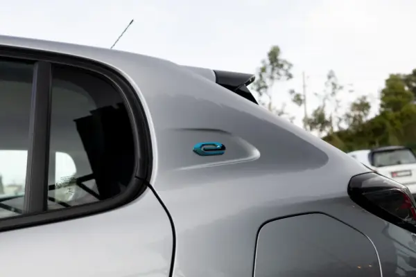 Peugeot e-208 50 kWh Allure 10