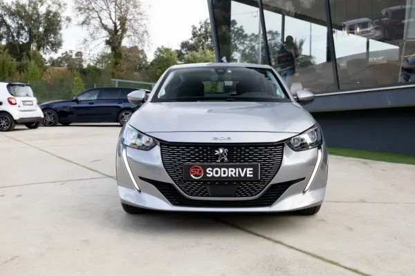 Peugeot e-208 50 kWh Allure 12