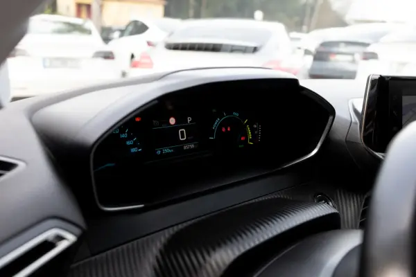 Peugeot e-208 50 kWh Allure 15