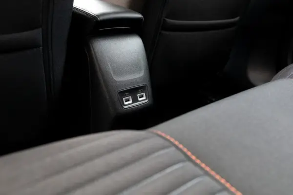 Peugeot e-208 50 kWh Allure 21