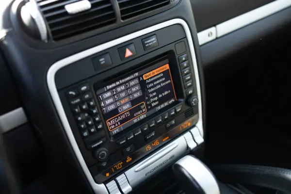 Porsche Cayenne S Tiptronic 11