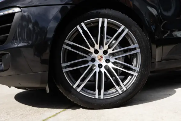 Porsche Macan S PDK 13
