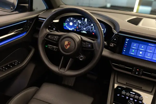 Porsche Macan Electric 4 23