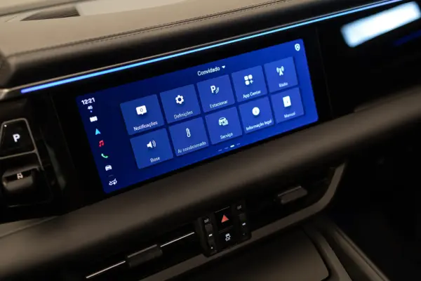 Porsche Macan Electric 4 35