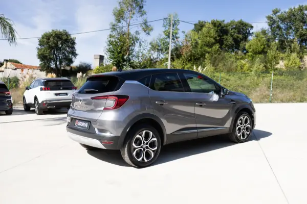 Renault Captur 1.0 TCe Intes 28