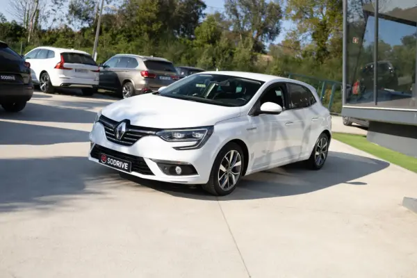 Renault Mégane 1.5 dCi Intens 4