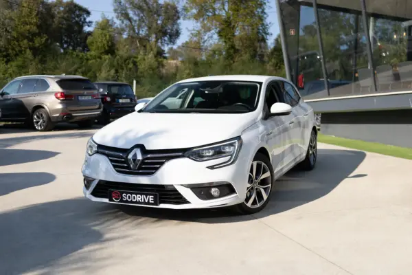 Renault Mégane 1.5 dCi Intens 6