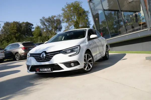 Renault Mégane 1.5 dCi Intens 7