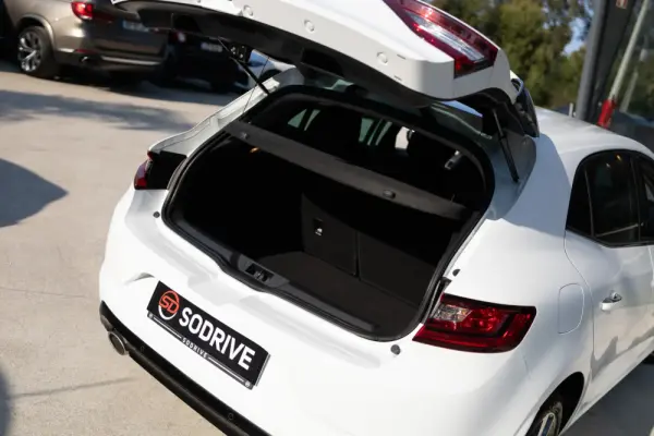 Renault Mégane 1.5 dCi Intens 29