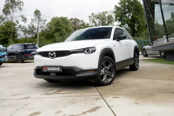 Mazda MX-30 e-SKYACTIV Excellence 6