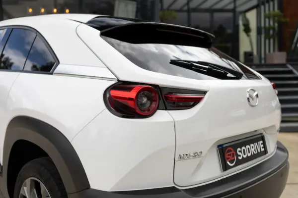 Mazda MX-30 e-SKYACTIV Excellence 38