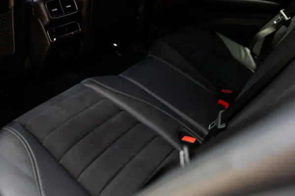 Mercedes-Benz GLE 350 de 4Matic 14