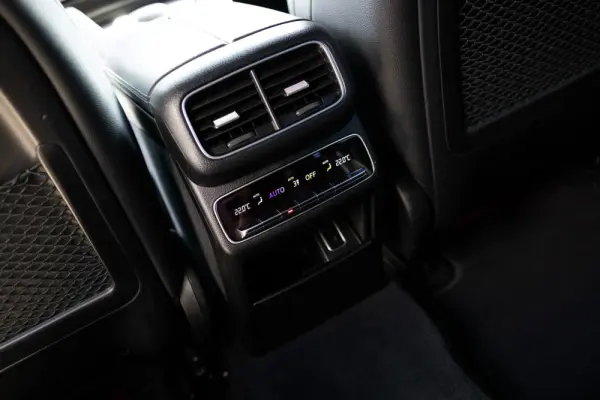 Mercedes-Benz GLE 350 de 4Matic 16