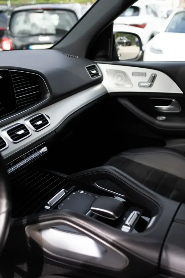 Mercedes-Benz GLE 350 de 4Matic 21